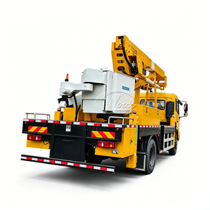 Camion nacelle télescopique isolé durable de 24 m pour la distribution d'énergie haute tension 80 kV et l'entretien - Product Image 1