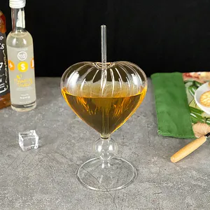 Quà Tặng Thanh Thủy Tinh Rượu Sâm Banh Sáo Uống Cao Cấp Pha Lê Tùy Chỉnh Trái Tim Gân Thủy Tinh Coupe Martini Cocktail Kính Cho Đám Cưới