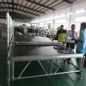 Elevador de escenario telescópico de aluminio para escenario de iluminación de eventos de ceremonia - Product Image 1