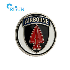 Souvenirs personnalisés, pièce commémorative triangulaire des Forces Spéciales Aéroportuaires de l'USAF, pièces de défi personnalisées Delta Swivel - Product Image 3