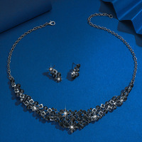 Ensemble de boucles d'oreilles collier en cristal à chaîne courte à la mode pour femmes-bijoux en gros