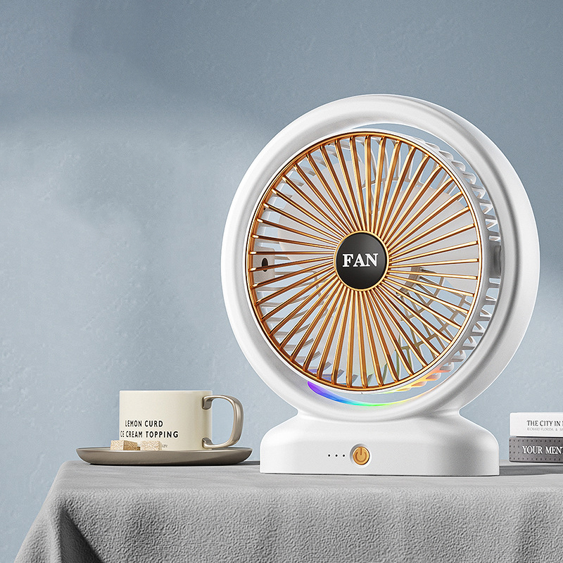 Modèle de plug-in or blanc