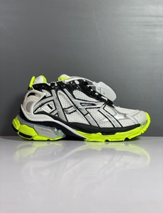 Chaussures <span class=keywords><strong>de</strong></span> sport décontractées respirantes en maille à semelle épaisse pour hommes et femmes, style course et marche avec amorti - Product Image 5