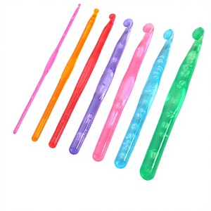 Fournisseur d'usine, crochet en plastique coloré, ensemble complet, vente en gros, outils <span class=keywords><strong>de</strong></span> tricot, aiguille <span class=keywords><strong>à</strong></span> <span class=keywords><strong>tricoter</strong></span> en <span class=keywords><strong>laine</strong></span> <span class=keywords><strong>de</strong></span> haute qualité, crochet <span class=keywords><strong>de</strong></span> style américain - Product Image 1