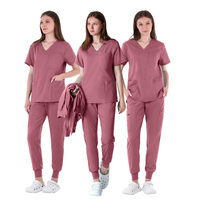 Ensemble de tenues professionnelles pour femmes 42118 – Vêtements de clinique esthétique + 5 accessoires supplémentaires – Uniformes de spa de qualité professionnelle 2025