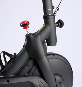 Vélo de rotation de résistance magnétique commercial pour le vélo d'exercice de cyclisme d'intérieur silencieux d'entraînement par courroie de gymnase à la maison - Product Image 3