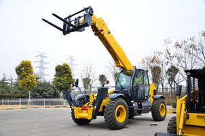 <span class=keywords><strong>XCMG</strong></span> Pabrikan Resmi 4.<span class=keywords><strong>5</strong></span> <span class=keywords><strong>Ton</strong></span> 17M Harga Xc6-4517 Pegangan Teleskopik Tele Handler Forklift - Product Image 3