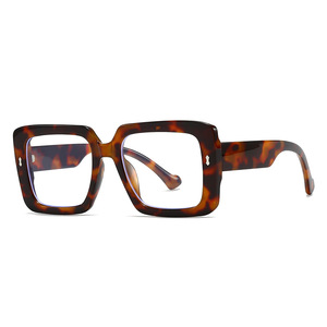 <span class=keywords><strong>Lunettes</strong></span> <span class=keywords><strong>de</strong></span> lecture élégantes pour <span class=keywords><strong>femmes</strong></span>, mode 2026, <span class=keywords><strong>lunettes</strong></span> optiques <span class=keywords><strong>de</strong></span> luxe à monture carrée, filtre anti-lumière bleue, <span class=keywords><strong>lunettes</strong></span> anti-radiation - Product Image 3