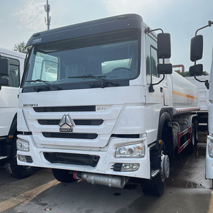 Vente à bas <span class=keywords><strong>prix</strong></span> de camion-<span class=keywords><strong>citerne</strong></span> d'occasion Haowo 6*4 371HP d'une capacité de 20000 <span class=keywords><strong>litres</strong></span>. Fabriqué par China FAW Truck. - Product Image 4