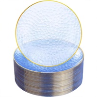 Assiettes de présentation rondes en plastique jetables bleues martelées avec bord doré pour la décoration de table de mariage, d'anniversaire ou d'événement - Vente en gros