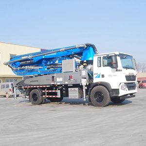 Camión de Maquinaria de Construcción JIUHE, Bomba de Cemento y Concreto de 25m 30m, Camión Bomba de Concreto Pequeño en Venta - Product Image 5