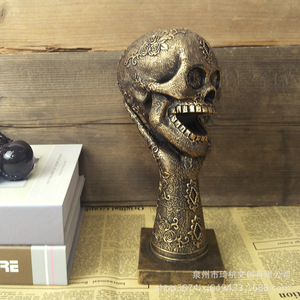 Bougeoir en résine en forme de cœur pour couple de crânes, décoration d'Halloween, cadeau personnalisé pour intérieur - Product Image 2