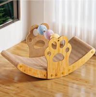 Nouveau lit à bascule pour animaux de compagnie en forme de bateau, utilisable toute l'année avec balles colorées, griffoir pour chat pour aiguiser les griffes, repos et jeu, transfrontalier