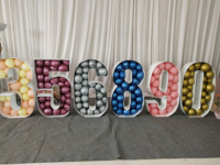 Lettres florales lisses en soie, lettres recouvertes de fleurs artificielles, décoration florale pour mariage et fête