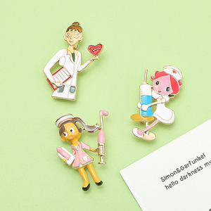 Broche de aleación nueva prevención de epidemias creativa Pin de solapa médico enfermera jeringa ECG insignia de dibujos animados Pin Accesorios - Product Image 3