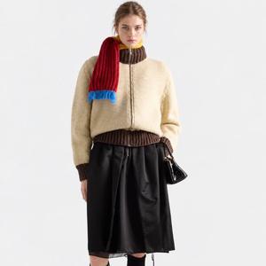 Suéter Feminino de Tricô com Zíper Frontal Personalizado OEM ODM Marca Própria Ajuste Relaxado com Detalhes Contrastantes Logotipo Personalizado para Marcas de Roupas - Product Image 6