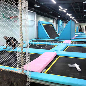 <span class=keywords><strong>Un</strong></span> fabricante <span class=keywords><strong>de</strong></span> grandes trampolines <span class=keywords><strong>de</strong></span> interior para niños Parque infantil interior Venta directa <span class=keywords><strong>de</strong></span> fábrica Personalización <span class=keywords><strong>de</strong></span> <span class=keywords><strong>trampolín</strong></span> - Product Image 5