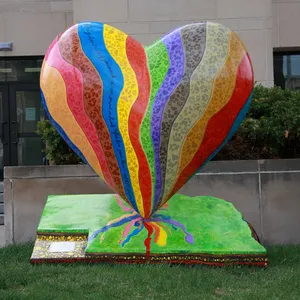 Escultura de corazón de fibra de vidrio, decoración de parque al aire libre, tamaño grande, color personalizado