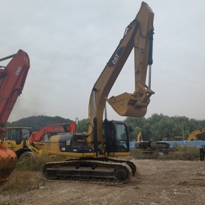 Excavatrice sur chenilles hydraulique Caterpillar 320/320D/320D2 d'occasion disponible, 30 tonnes, CAT 330D, matériel de construction - Product Image 2