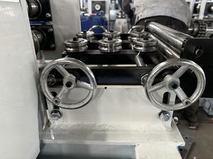 Nouveauté Machine de moulage d'acier à canal Purlin V L de haute qualité personnalisée Machine de formage de rouleaux en forme de haute sécurité - Product Image 5