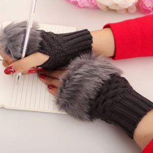 Gants pour femmes élégants, chauffe-mains d'hiver, mitaines en fausse laine tricotées au crochet, gants chauds sans doigts pour femmes - Product Image 6