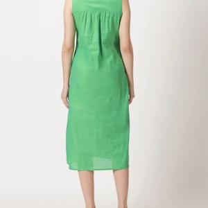 เดรสผ้าฝ้ายลินินทอลายธรรมชาติ ทรงโอเวอร์ไซส์ คอโอ แขนกุด จับจีบ แต่งระบาย  ความยาวปานกลาง สำหรับฤดูร้อน ผู้หญิง แฟชั่น - Product Image 3