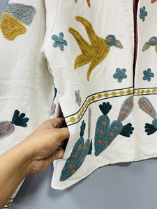 เสื้อแจ็คเก็ตผ้าฝ้ายปักลายซูซานีสำหรับผู้หญิง คอปกปีเตอร์แพน แขนยาว ลายดอกไม้ สวมใส่สบายทุกฤดู เย็บมือ - Product Image 4