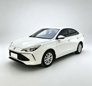 Rongwei I5 Modèle 2023 1.5L Conduite à gauche Essence <span class=keywords><strong>Voiture</strong></span> d'occasion pas chère pour la vente <span class=keywords><strong>en</strong></span> gros Fabriquée <span class=keywords><strong>en</strong></span> Chine - Product Image 2