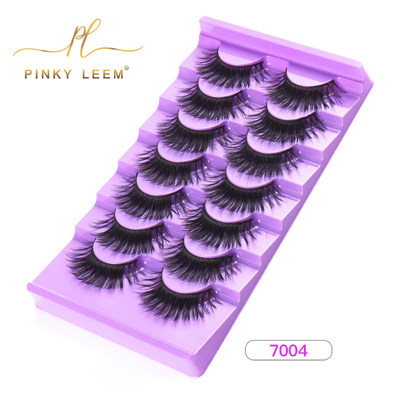 7 pairs of dazzling eyelashes