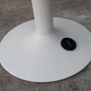 Ensemble de table à manger moderne ronde <span class=keywords><strong>blanche</strong></span> en surface solide de taille personnalisée, écologique, pour <span class=keywords><strong>la</strong></span> maison, les restaurants et les hôtels - Product Image 5