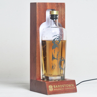 Vietnam usine acrylique liqueur LED éclairé bouteille de vin présentateur support personnalisé présentoir en bois casier à vin