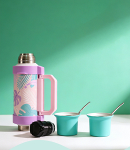Juego de Termo de Acero Inoxidable Estilo Tropical de 1L con 2 Tazas y Bombilla, Termo Portátil para Auto y Camping - Product Image 6