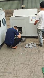 Metal Scrap Chip Briquetting Press Machine Vertical Steel Aluminum Powder Slag Cutting Cake <b>Square</b> Angle Code From China - Product Image 5