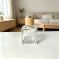 Bouteille vide carrée en verre épais transparent de 120 ml pour diffuseur à bâtonnets, avec couvercle en bois et bouchon intérieur anti-fuite, pour emballage de parfum d'intérieur