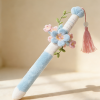 Poupée en peluche personnalisable en forme d'épée de fleurs de pêcher printanières, en matière douce, cadeau compagnon en peluche, vente directe d'usine, vente en gros