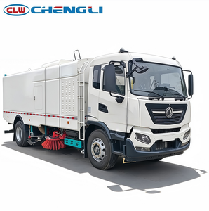 Camion de nettoyage et de balayage routier à énergie nouvelle Clw personnalisé 4x2 avec citerne à eau haute capacité pour la suppression de la poussière municipale - Product Image 1