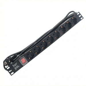 PDU Schuko 1U 19 Pollici con 8 Prese 16A 230V, Protezione da Sovraccarico e Sovratensione, Montaggio a Rack per Data Center - Product Image 4