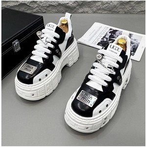Nouvelles chaussures décontractées pour hommes, tendance mode outdoor, chaussures de sport et de skateboard, chaussures tendance à semelle épaisse pour hommes, augmentant la taille - Product Image 2