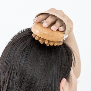 En stock: Peine masajeador de madera, herramientas de masaje corporal para spa, cepillo masajeador anticelulítico de mano - Product Image 4