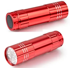 Portable Mini 9 LEDs Flashlight Torch 3AAAのバッテリー電源