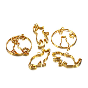 <b>Gold</b> Alloy Cat Resin <b>Frame</b> Pendant Keychain DIY Jewelry Accessory 4Pcs Ocean Edition 5Pcs Animal Shape - Product Image 1