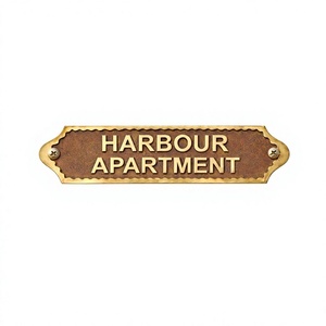 Placa de Latón Personalizada, Diseño Rectangular Tradicional, Letrero Hecho a Mano para Entrada con Tornillos y Anclajes - Product Image 5