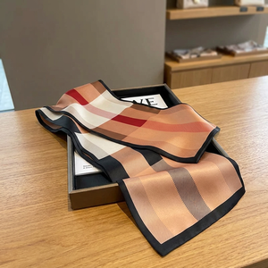 Pañuelo de Seda Cuadrado de Diseño de Lujo, Diadema, Corbata, Personalizable, Secado Rápido, Suave Satén, para las Cuatro Estaciones - Product Image 3