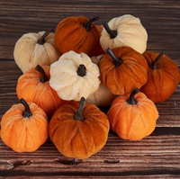 Sortierte Herbst-Baumwollstoff Mini 3D Plüsch-Kürbisse Künstliche Ornamente Thanksgiving Halloween Heim Tisch Kamin Erntedeko