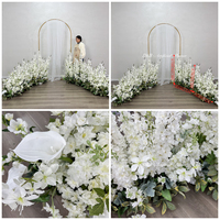 Offre Spéciale Décoration de Mariage : Arrangements de Roses Blanches de 80 cm pour Allée de Cérémonie, Décoration Florale Blanche pour Allée de Mariage