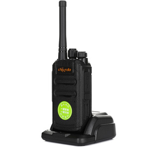 Mini Walkie Talkie Chierda con Alcance de 3-5 km, Copia de Frecuencia con un Clic, Uso en Exteriores - Product Image 3