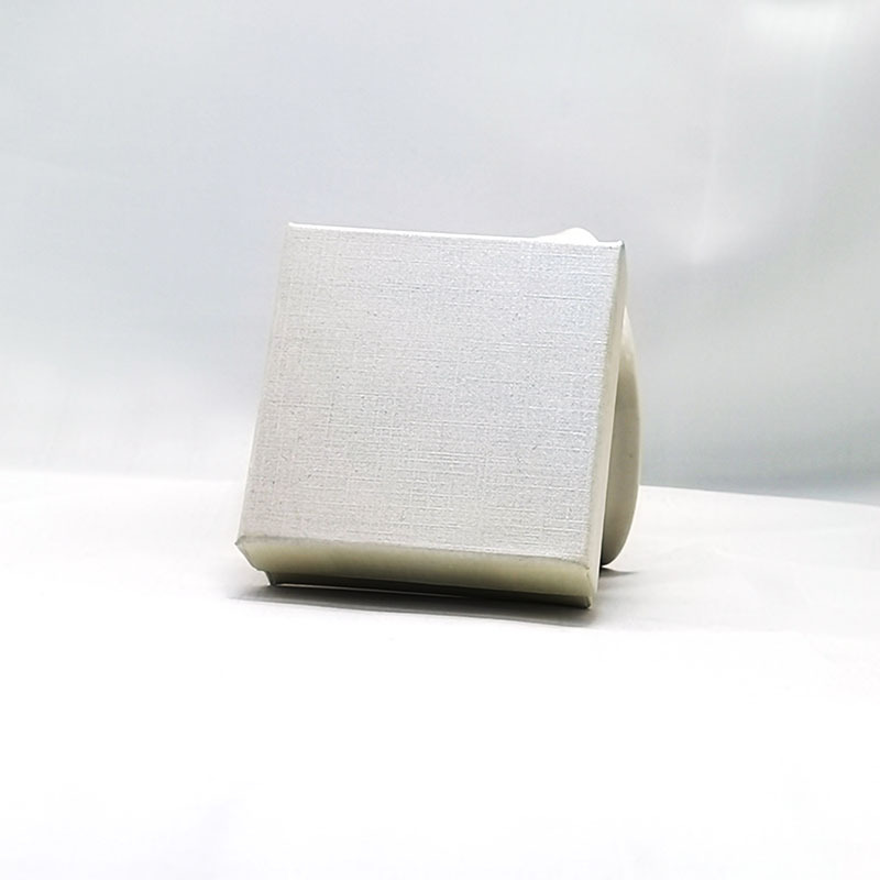 White7.3*7.3*3.2cm