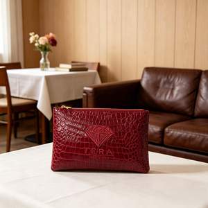 Custom Alligator Texture Travel Cosmetic <b>Bags</b> Luxury Red Makeup <b>Bag</b> With Logo Crocodile Embossed Beauty Clutch <b>Bag</b> With Zipper - Product Image 2