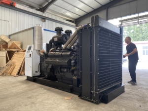 Groupe électrogène silencieux refroidi par eau 500-800 kW en promotion, avec télécommande, entretien facile et panneau de commande numérique - Product Image 5