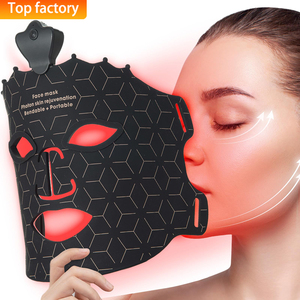 Masque facial LED à 7 couleurs, thérapie par la lumière, masque en silicone portable à lumière rouge, 80 LED, batterie intégrée, raffermissement de la peau - Product Image 1